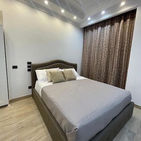 נאפולי Le Chic Rooms מראה חיצוני תמונה
