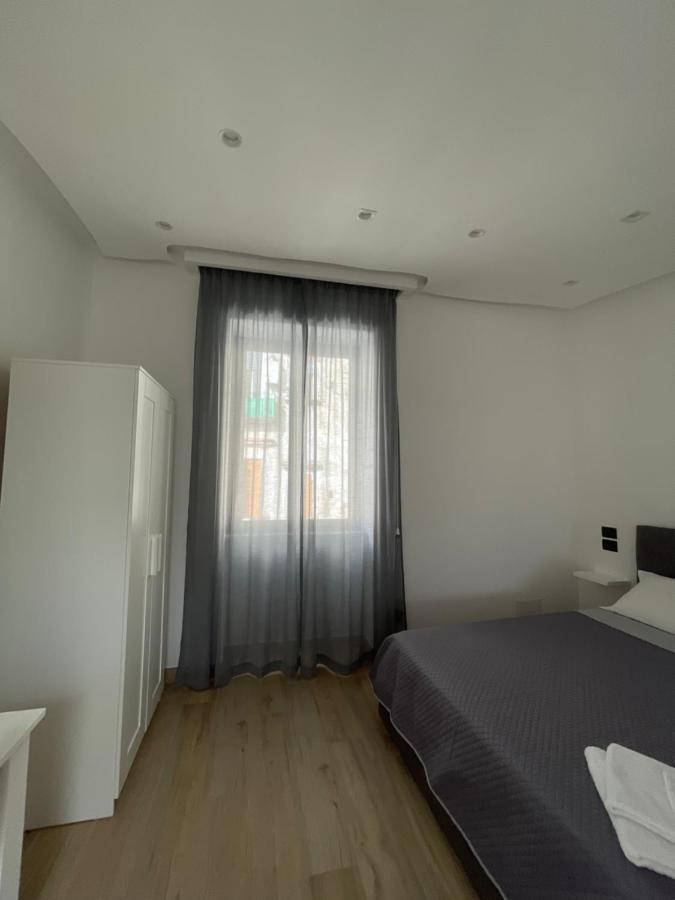 נאפולי Le Chic Rooms מראה חיצוני תמונה